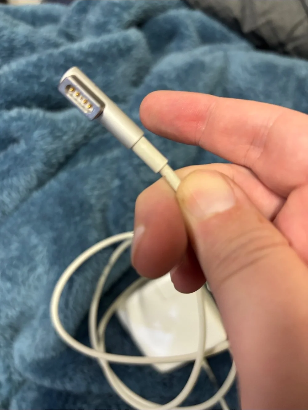 White apple Laptop Power Adapter Charger (MagSafe-style)